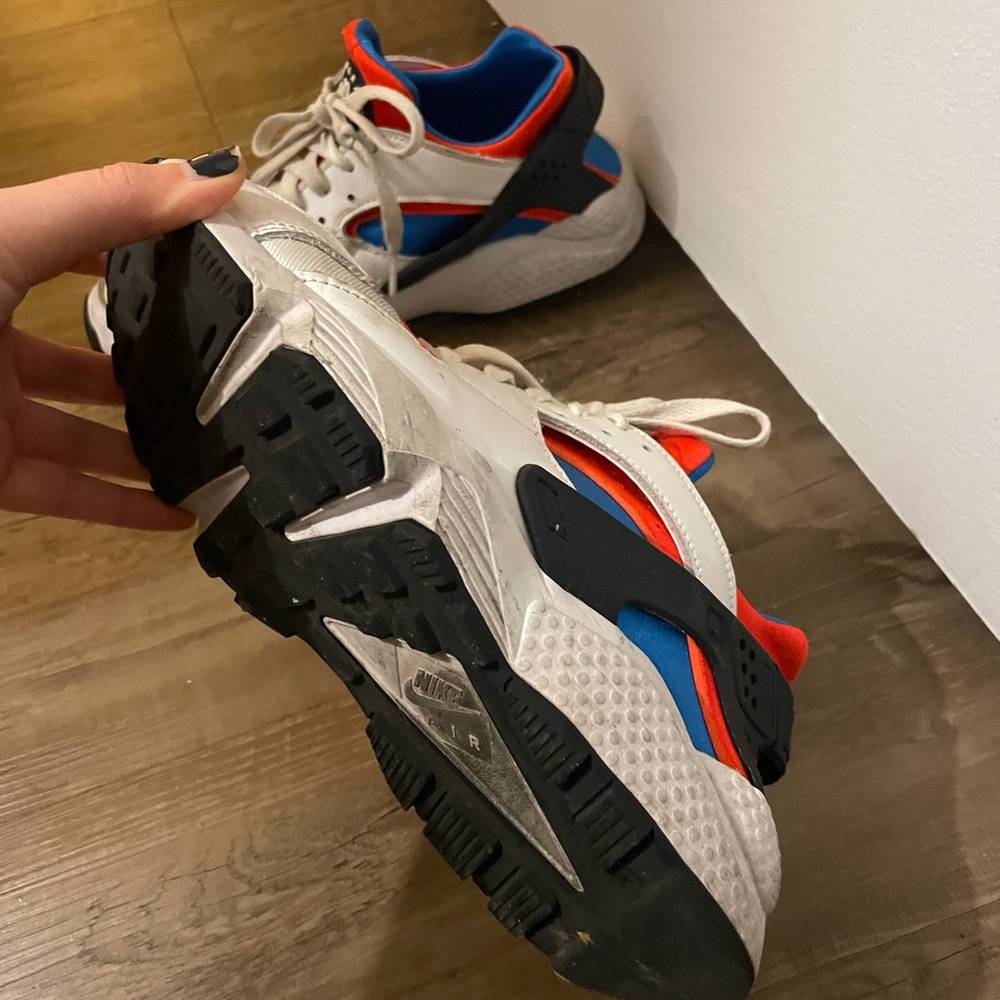 Nike Women’s Air Huarache size 10 - Picture 5 of 9